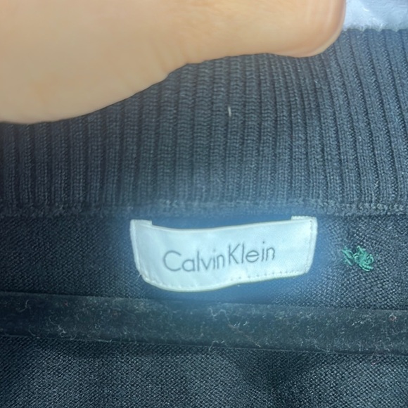 NWOT Calvin Klein Black Crew Neck Sweater size M - Picture 2 of 4